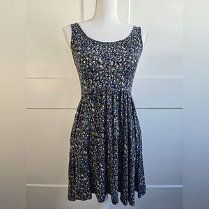 Americam Eagle Floral Sleeveless Dress